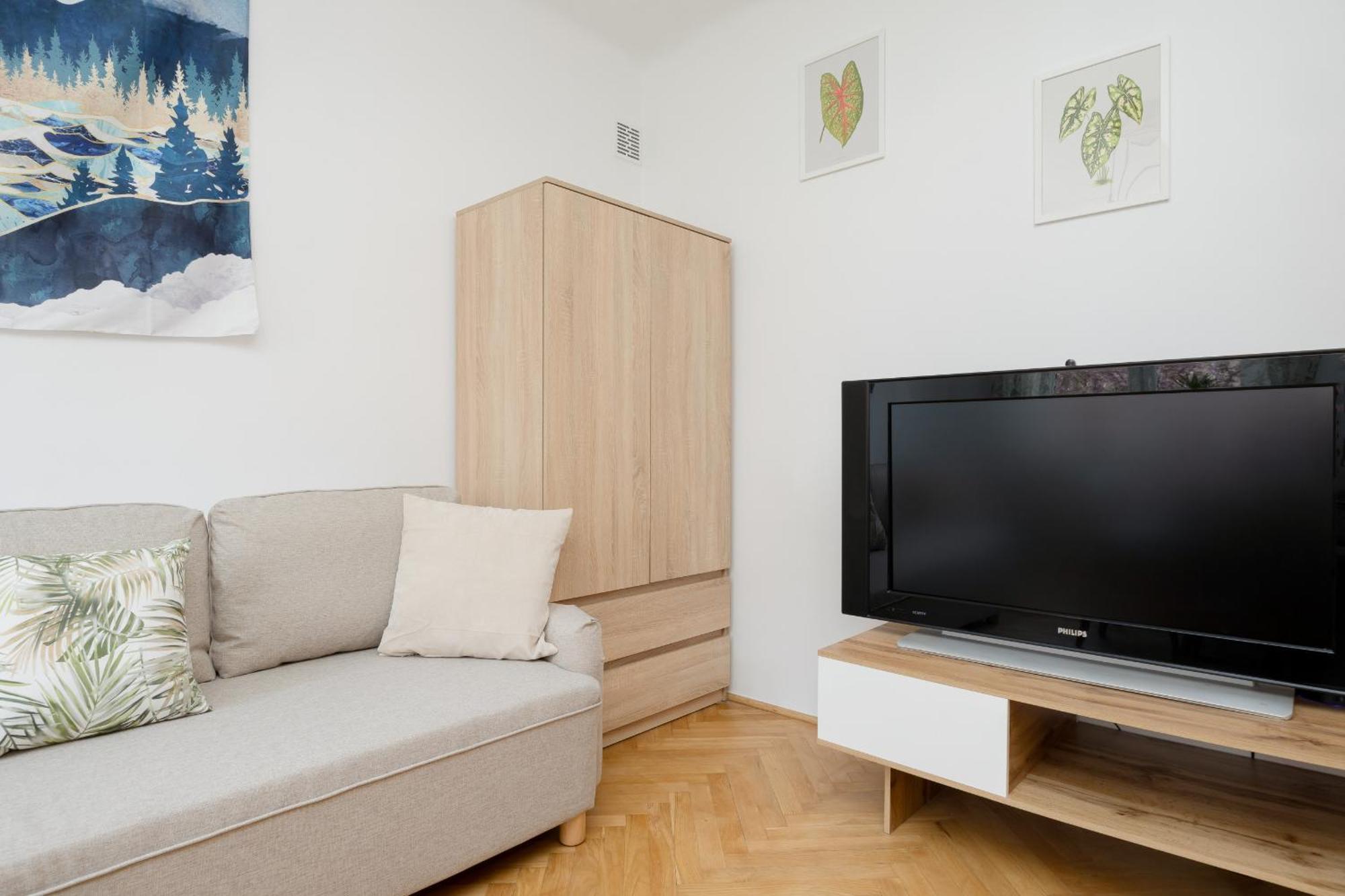 Spacious Apartment For 6 People Near The Old Town By Noclegi Renters Варшава Экстерьер фото